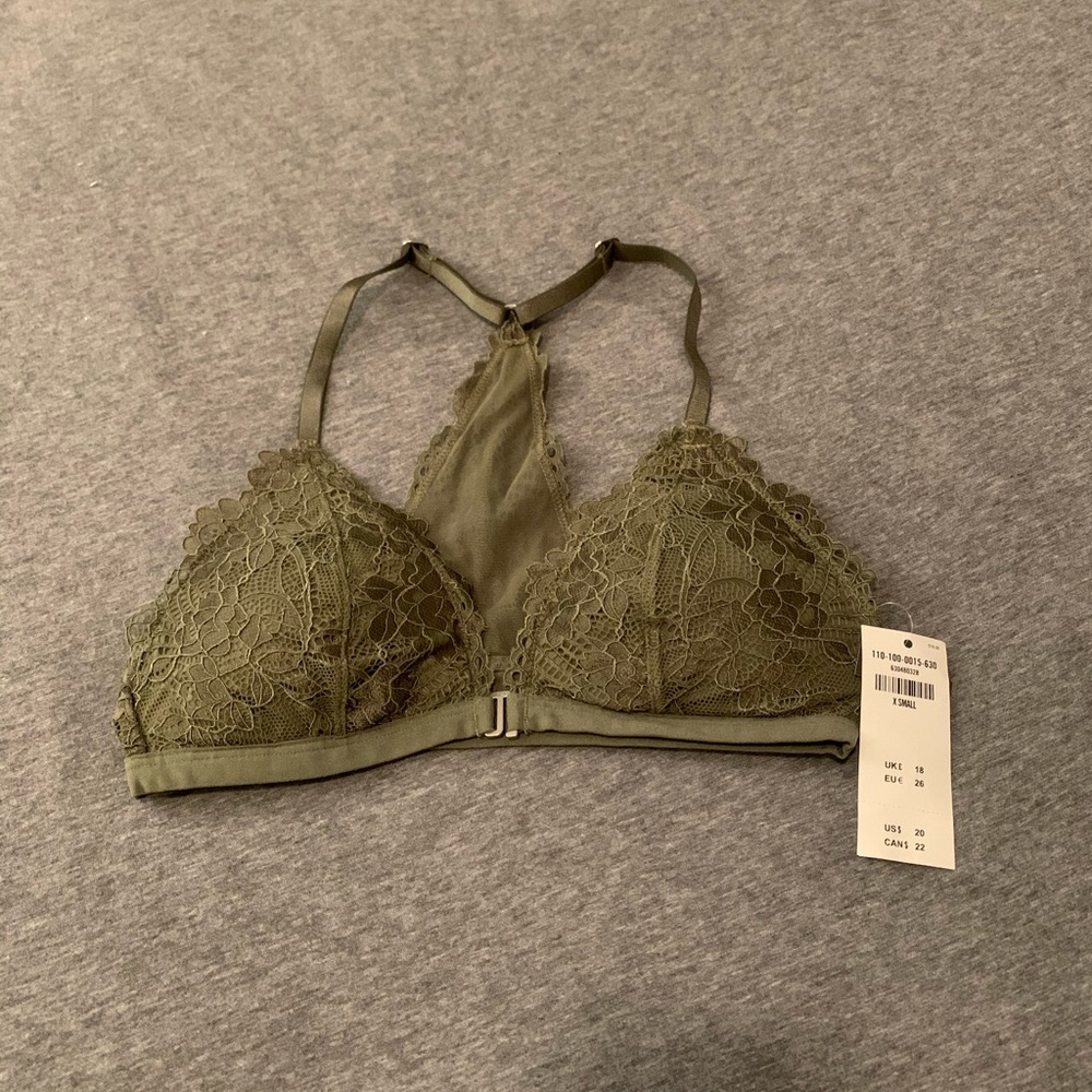 A&F Lace Bralette XS NWT